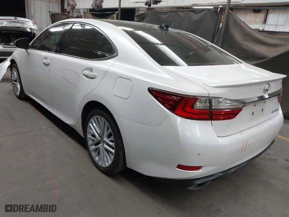 2016 Lexus ES 350 with VIN 58ABK1GG2GU025646, listed as a IAAI auction lot 41875680 with 41,230 mi miles. Bid and sale history available at carsss.com. Image 3.