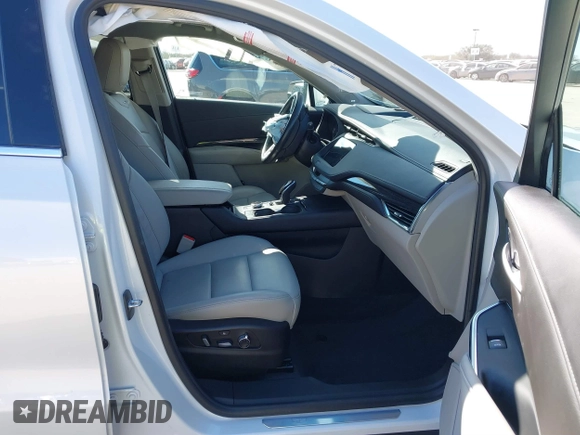 2023 Cadillac XT4 FWD Premium Luxury with VIN 1GYFZCR45PF102449, listed as a IAAI auction lot 41384602 with 17,434 mi miles and . Bid and sale history available at DreamBid. Image 5.