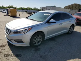 2015 Hyundai Sonata SE z VIN 5NPE24AF7FH002432, wystawiony jako Copart lot #59182285 z przebiegiem 193 754 mil mil oraz Szkoda całkowita • Salvage title. Historia ofert i sprzedaży dostępna na DreamBid. Obrazek 1.