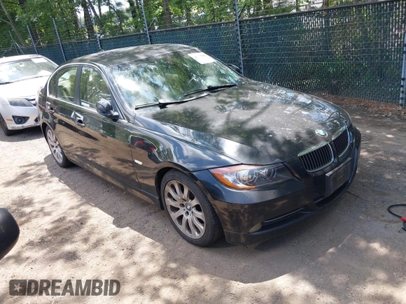 2006 BMW 3 Series 330i with VIN WBAVB33526KS32960, listed as a IAAI auction lot 42799135 with 150,736 mi miles and . Bid and sale history available at DreamBid. Image 1.