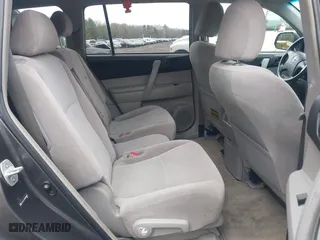 2008 Toyota Highlander with VIN JTEES41A082084864, listed as a IAAI auction lot 42049327 with 266,024 mi miles. Bid and sale history available at carsss.com. Image 8.