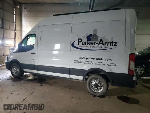 2022 Ford Transit Cargo with VIN 1FTBR2X80NKA68123, listed as a Copart auction lot 45157175 with 72,668 mi miles and Non Repairable. Bid and sale history available at DreamBid. Image 2.