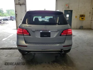 2017 Mercedes-Benz GLE 350 z VIN 4JGDA5HB0HA871838, wystawiony jako Copart lot #62673365 z przebiegiem 49 866 mil mil oraz Szkoda całkowita • Salvage title. Historia ofert i sprzedaży dostępna na DreamBid. Obrazek 6.
