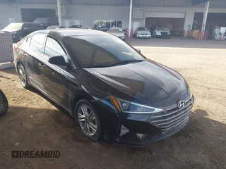 2020 Hyundai Elantra Value Edition z VIN 5NPD84LF9LH500148, wystawiony jako IAAI lot #41480016 z przebiegiem Nie podano mil oraz . Historia ofert i sprzedaży dostępna na DreamBid. Obrazek 1.