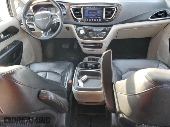 2017 Chrysler Pacifica Touring L with VIN 2C4RC1BG5HR739106, listed as a Copart auction lot 50068415 with 165,688 mi miles and Salvage Title. Bid and sale history available at DreamBid. Image 8.