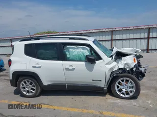 2022 Jeep Renegade Latitude with VIN ZACNJDB11NPN44179, listed as a IAAI auction lot 42523206 with 29,966 mi miles and . Bid and sale history available at DreamBid. Image 13.