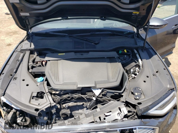 2019 Audi e-tron Prestige with VIN WA1VABGE0KB017804, listed as a Copart auction lot 57939033 with 28,153 mi miles. Bid and sale history available at carsss.com. Image 13.