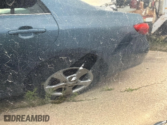 2018 Subaru Outback Premium z VIN 4S4BSAFC6J3328092, wystawiony jako IAAI lot #42566461 z przebiegiem 63 226 mil mil oraz . Historia ofert i sprzedaży dostępna na DreamBid. Obrazek 24.