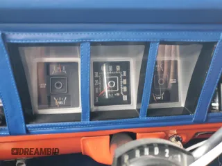 1975 Ford F-150 z VIN F15MLX09534, wystawiony jako Copart lot #43406975 z przebiegiem 71 117 mil mil oraz Czysty tytuł • Clean title. Historia ofert i sprzedaży dostępna na DreamBid. Obrazek 9.