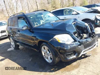 2013 Mercedes-Benz GLK with VIN WDCGG8JBXDG123692, listed as a IAAI auction lot 41578447 with 210,487 mi miles. Bid and sale history available at carsss.com. Image 1.