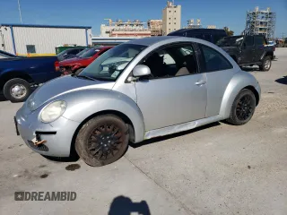 2007 Volkswagen New Beetle Coupe with VIN 3VWEW31C57M509066, listed as a Copart auction lot 81093464 with 74,292 mi miles and Clean Title. Bid and sale history available at carsss.com. Image 1.