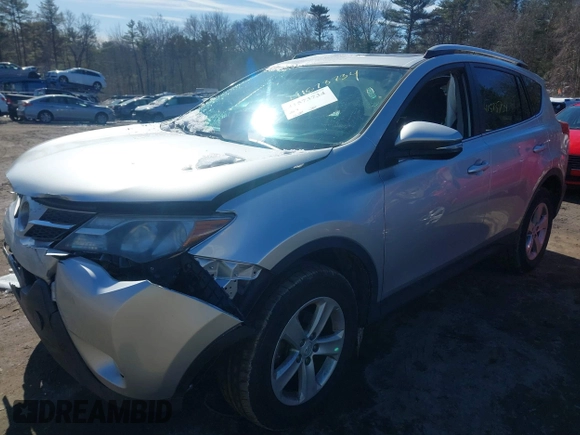 2013 Toyota RAV4 XLE with VIN JTMRFREV8DD039769, listed as a IAAI auction lot 41573734 with 111,129 mi miles. Bid and sale history available at carsss.com. Image 17.