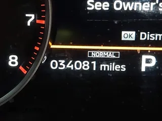 2022 Mitsubishi Outlander SE z VIN JA4J3UA88NZ023157, wystawiony jako IAAI lot #41357953 z przebiegiem 34 081 mil mil oraz . Historia ofert i sprzedaży dostępna na DreamBid. Obrazek 15.