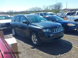 2014 Jeep Compass Altitude with VIN 1C4NJCBA8ED560097, listed as a IAAI auction lot 41821172 with 252,047 mi miles. Bid and sale history available at carsss.com. Image 1.