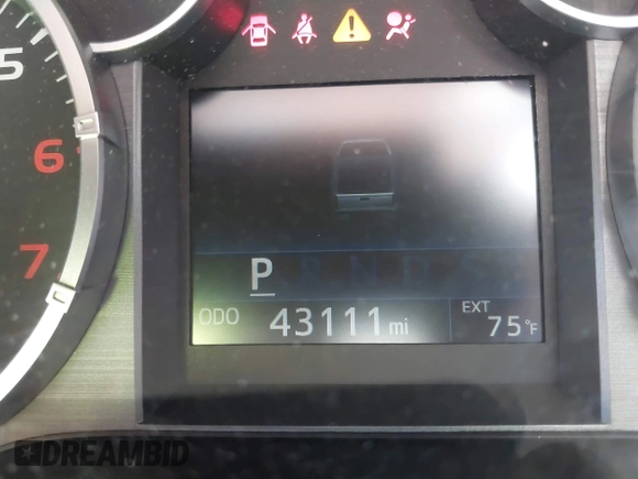 2017 Toyota Tundra SR z VIN 5TFUY5F10HX677527, wystawiony jako IAAI lot #42157357 z przebiegiem 43 111 mil mil oraz . Historia ofert i sprzedaży dostępna na DreamBid. Obrazek 15.