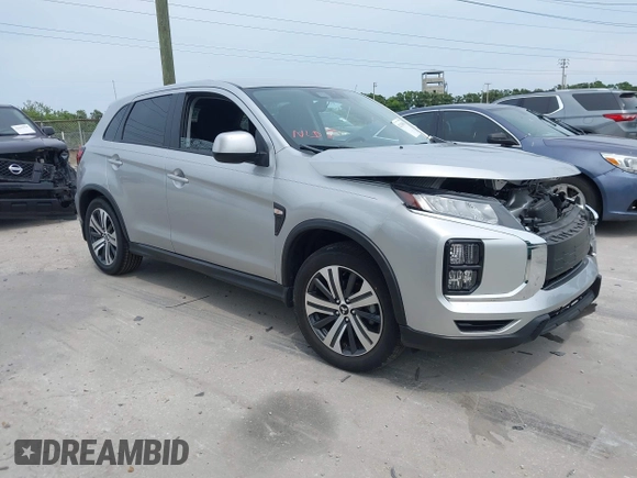 2023 Mitsubishi Outlander ES z VIN JA4ARUAU9PU007786, wystawiony jako IAAI lot #42343050 z przebiegiem 27 507 mil mil oraz . Historia ofert i sprzedaży dostępna na DreamBid. Obrazek 1.