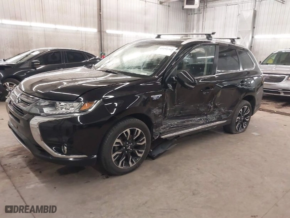2018 Mitsubishi Outlander PHEV SEL with VIN JA4J24A51JZ051532, listed as a IAAI auction lot 41191560 with 30889 miles. Bid and sale history available at carsss.com. Image 2.