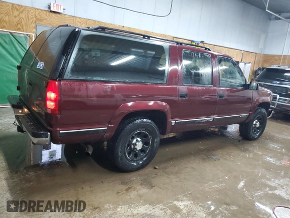 1994 Chevrolet Suburban with VIN 1GNFK16K5RJ382205, listed as a Copart auction lot 77995064 with 294,600 mi miles and Clean Title. Bid and sale history available at carsss.com. Image 3.