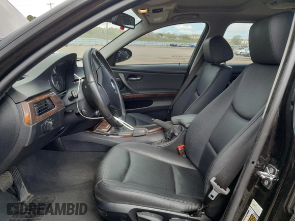 2007 BMW 3 Series 328i with VIN WBAVA33517KX74605, listed as a Copart auction lot 54376065 with 128,773 mi miles and Salvage Title. Bid and sale history available at DreamBid. Image 7.