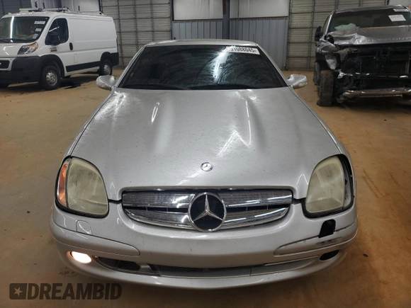 2003 Mercedes-Benz SLK-Class 2.3L with VIN WDBKK49F83F293647, listed as a Copart auction lot 51088045 with 199,456 mi miles and Salvage Title. Bid and sale history available at carsss.com. Image 5.