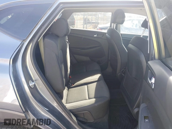 2017 Hyundai Tucson Limited z VIN KM8J3CA29HU408462, wystawiony jako IAAI lot #41674082 z przebiegiem 92 682 mil mil oraz . Historia ofert i sprzedaży dostępna na DreamBid. Obrazek 8.