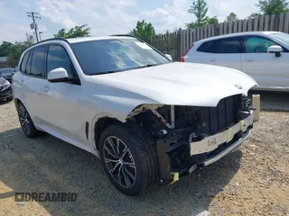 2019 BMW X5 xDrive40i with VIN 5UXCR6C58KLK85270, listed as a IAAI auction lot 42151053 with 81,681 mi miles and . Bid and sale history available at DreamBid. Image 1.