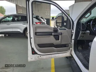 2019 Ford F-150 XL with VIN 1FTEX1C48KKE10543, listed as a IAAI auction lot 42859326 with 81,239 mi miles and . Bid and sale history available at DreamBid. Image 4.