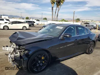 2019 Alfa Romeo Giulia Sport with VIN ZARFAMAN7K7621308, listed as a Copart auction lot 75703084 with 31,090 mi miles and Salvage Title. Bid and sale history available at carsss.com. Image 1.