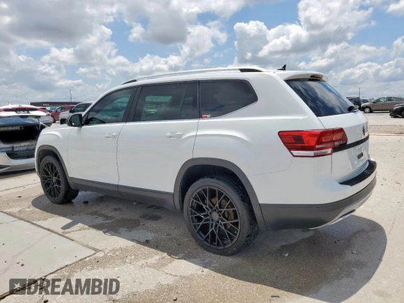 2018 Volkswagen Atlas SE with VIN 1V2CR2CA2JC569353, listed as a Copart auction lot 58377025 with 116,303 mi miles and Clean title. Bid and sale history available at DreamBid. Image 2.