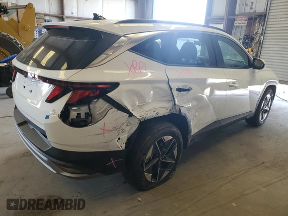 2025 Hyundai Tucson SEL with VIN 5NMJB3DE4SH539262, listed as a Copart auction lot 53678435 with 1,213 mi miles and Clean Title. Bid and sale history available at carsss.com. Image 3.
