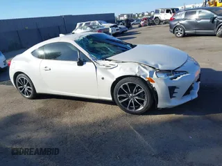 2017 Toyota 86 with VIN JF1ZNAA13H9703109, listed as a IAAI auction lot 41615885 with 134,757 mi miles. Bid and sale history available at carsss.com. Image 13.
