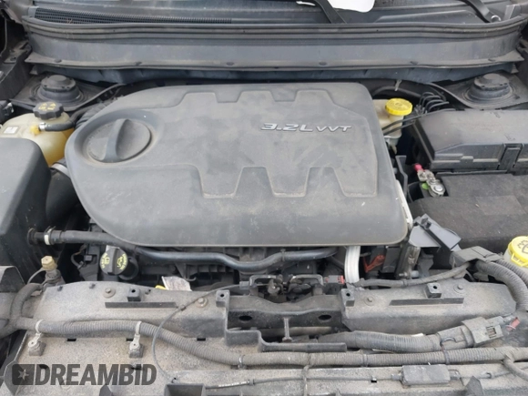 2014 Jeep Cherokee Limited with VIN 1C4PJLDS4EW115066, listed as a IAAI auction lot 41850944 with 125,980 mi miles. Bid and sale history available at carsss.com. Image 10.