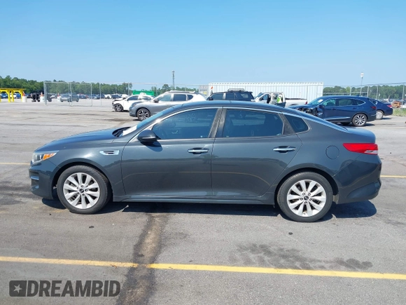 2016 Kia Optima EX с VIN 5XXGU4L37GG008718, выставлен на аукционе IAAI как лот 42542783 с пробегом 135 308 миль миль и . История ставок и продаж доступна на DreamBid. Изображение 14.