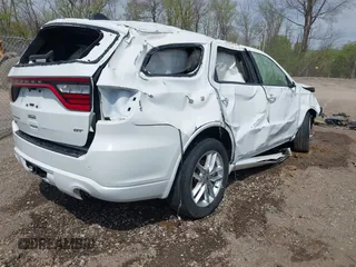 2023 Dodge Durango GT z VIN 1C4RDJDGXPC582271, wystawiony jako IAAI lot #42030003 z przebiegiem 25 380 mil mil oraz . Historia ofert i sprzedaży dostępna na DreamBid. Obrazek 4.