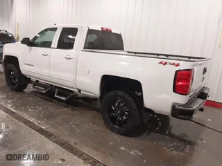 2018 Chevrolet Silverado 1500 LT with VIN 1GCVKREC1JZ313675, listed as a IAAI auction lot 41799041 with 98,634 mi miles. Bid and sale history available at carsss.com. Image 3.