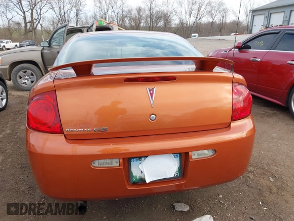 2007 Pontiac G5 with VIN 1G2AL15F877165704, listed as a IAAI auction lot 41826881 with 262,349 mi miles. Bid and sale history available at carsss.com. Image 17.