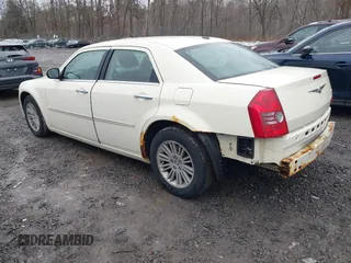 2010 Chrysler 300 Touring with VIN 2C3CA5CV2AH105249, listed as a IAAI auction lot 41710257 with 126,405 mi miles. Bid and sale history available at carsss.com. Image 3.