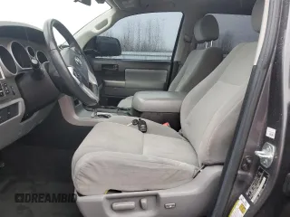 2015 Toyota Sequoia SR5 with VIN 5TDBY5G14FS126333, listed as a Copart auction lot 81995914 with 87,313 mi miles and Salvage Title. Bid and sale history available at carsss.com. Image 7.