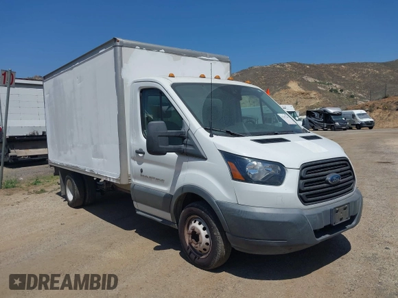 2018 Ford Transit с VIN 1FDBF8ZM3JKA71142, выставлен на аукционе IAAI как лот 42197360 с пробегом 90 124 миль миль и . История ставок и продаж доступна на DreamBid. Изображение 1.