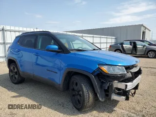 2021 Jeep Compass Altitude с VIN 3C4NJDBB0MT558948, выставлен на аукционе Copart как лот 57182965 с пробегом 73 644 миль миль и Списание • Salvage title. История ставок и продаж доступна на DreamBid. Изображение 4.