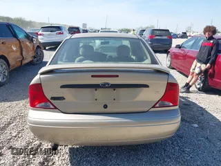 2000 Ford Focus SE with VIN 1FAFP3434YW401903, listed as a IAAI auction lot 42104706 with 201,826 mi miles and . Bid and sale history available at DreamBid. Image 17.