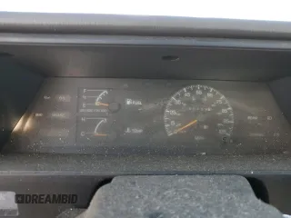1990 Nissan Sentra z VIN 1N4GB22B7LC773110, wystawiony jako Copart lot #55384855 z przebiegiem 48 159 mil mil oraz Tytuł czysty. Historia ofert i sprzedaży dostępna na DreamBid. Obrazek 9.