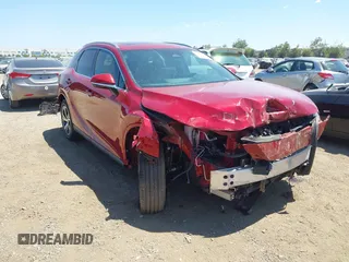 2023 Lexus RX 350h z VIN 2T2BBMCA1PC007338, wystawiony jako IAAI lot #42630893 z przebiegiem 15 355 mil mil oraz . Historia ofert i sprzedaży dostępna na DreamBid. Obrazek 1.