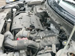 2021 Mitsubishi Outlander ES z VIN JA4APUAU8MU001012, wystawiony jako IAAI lot #42541024 z przebiegiem 77 642 mil mil oraz . Historia ofert i sprzedaży dostępna na DreamBid. Obrazek 19.