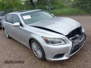 2013 Lexus LS 460 L z VIN JTHDL5EF1D5005508, wystawiony jako IAAI lot #42412801 z przebiegiem 234 280 mil mil oraz . Historia ofert i sprzedaży dostępna na DreamBid. Obrazek 1.