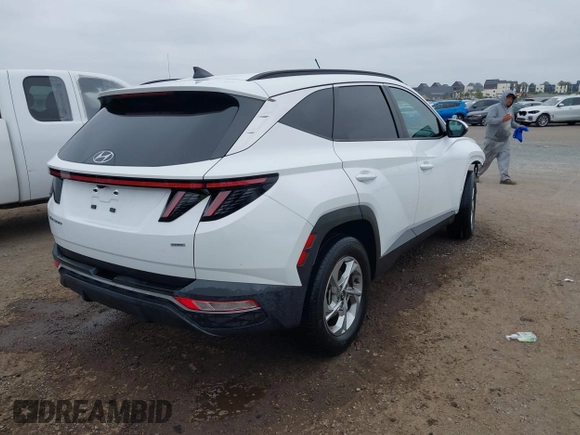 2023 Hyundai Tucson SEL z VIN 5NMJBCAE5PH188678, wystawiony jako IAAI lot #42356576 z przebiegiem 19 387 mil mil oraz . Historia ofert i sprzedaży dostępna na DreamBid. Obrazek 4.