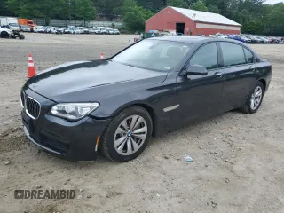 2015 BMW 7 Series 750Li xDrive with VIN WBAYF8C58FD655495, listed as a Copart auction lot 61584405 with 105,249 mi miles and Clean title. Bid and sale history available at DreamBid. Image 1.
