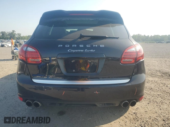 2014 Porsche Cayenne Turbo with VIN WP1AC2A25ELA81007, listed as a Copart auction lot 62140075 with 60,211 mi miles and Salvage title. Bid and sale history available at DreamBid. Image 6.