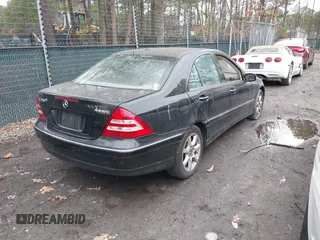 2007 Mercedes-Benz C 280 Luxury with VIN WDBRF92H77F911784, listed as a IAAI auction lot 41735959 with 156,800 mi miles and . Bid and sale history available at DreamBid. Image 4.