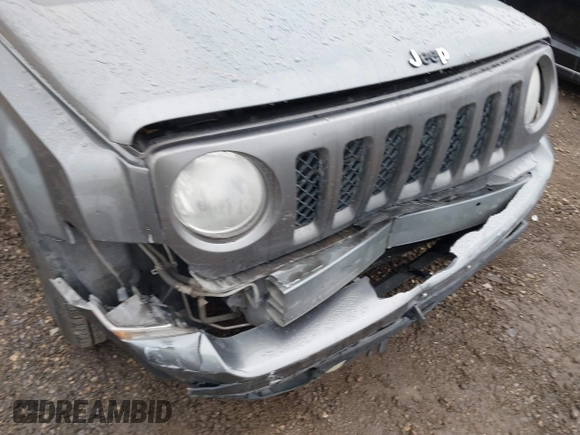 2014 Jeep Patriot Sport z VIN 1C4NJRBB2ED509495, wystawiony jako IAAI lot #41649812 z przebiegiem 192 488 mil mil oraz . Historia ofert i sprzedaży dostępna na DreamBid. Obrazek 12.